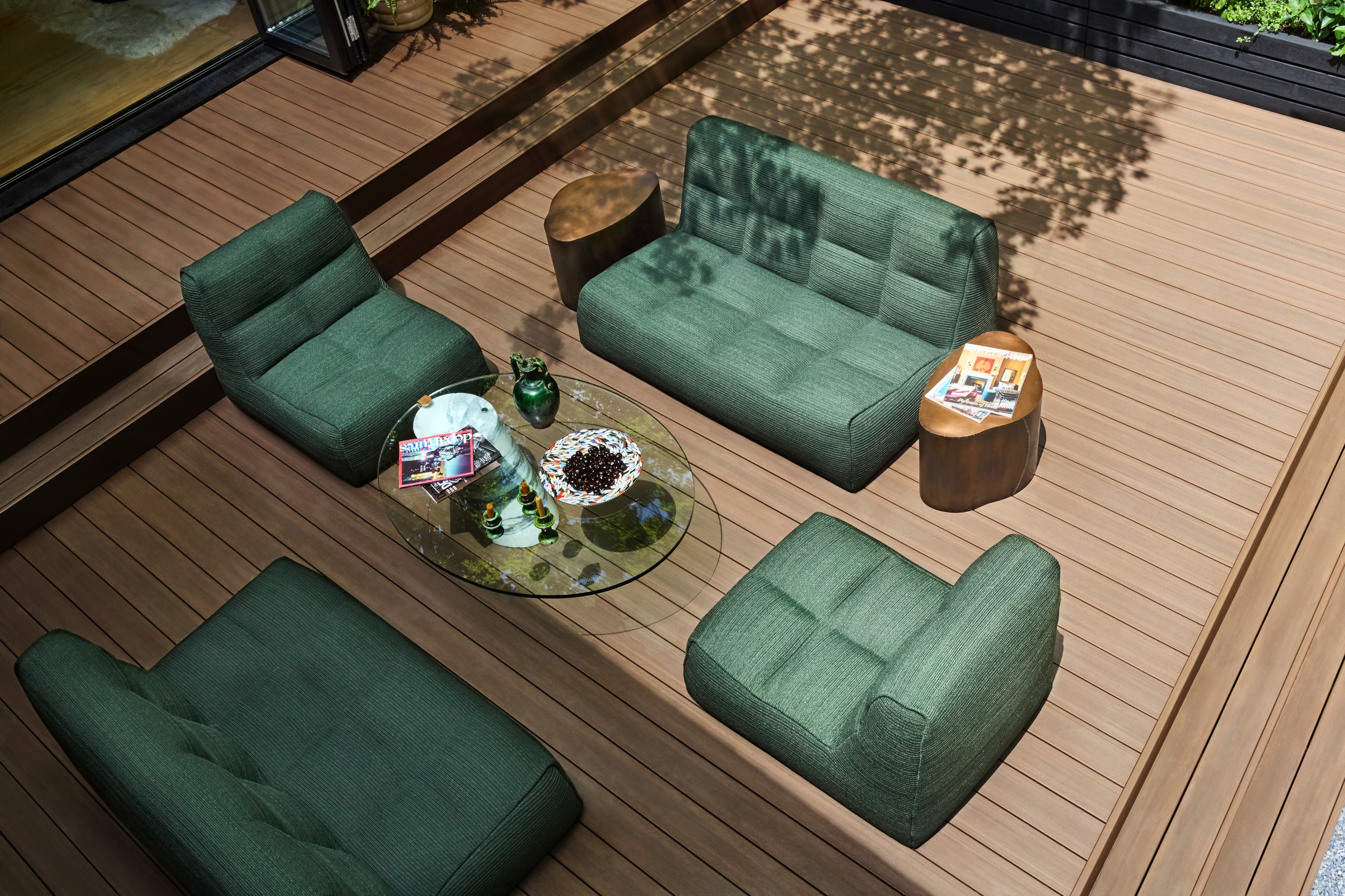 TimberTech Vintage English Walnut APVC decking installation